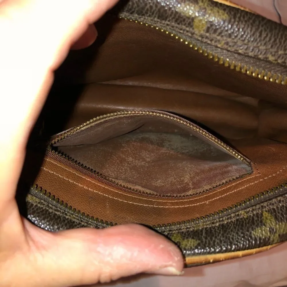 Louis Vuitton Selis GM